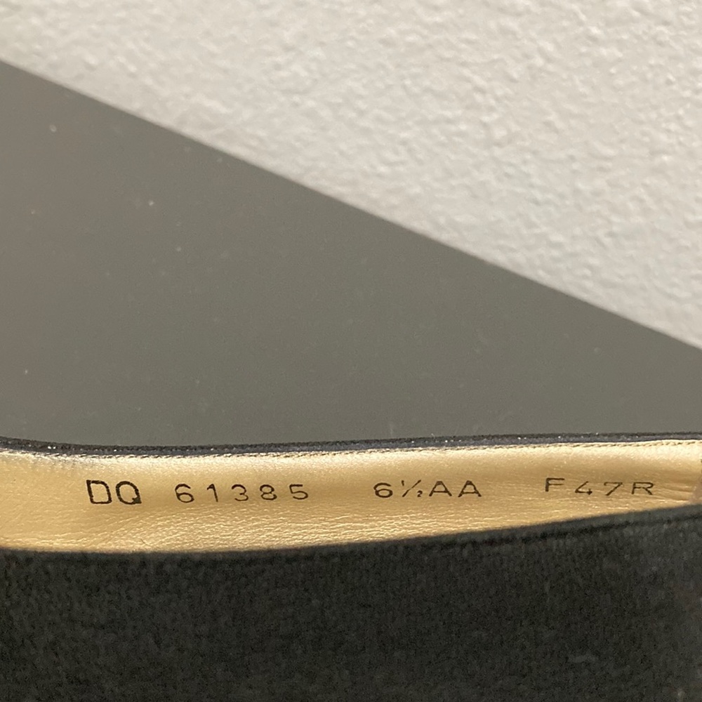 Vintage Salvatore Ferragamo - Picture 8 of 12